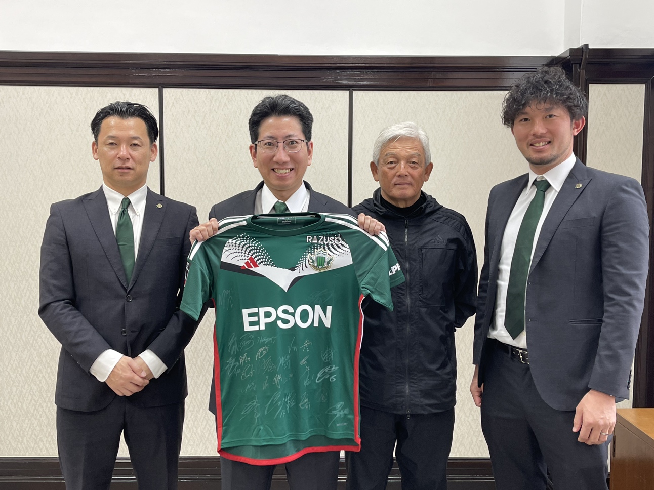 鹿児島表敬訪問のご報告 | 松本山雅FC オフィシャルサイト